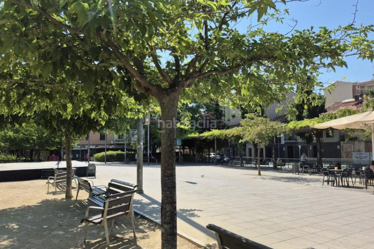 Piso al carrer nicolau tallo molt a prop de la plaça del progres i rambla en Terrassa