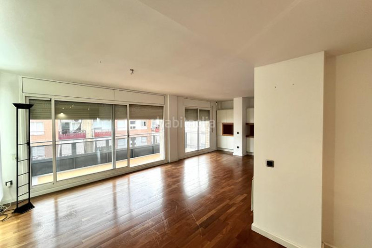 Dúplex exclusivo ático-dúplex con 2 terrazas privadas y luz natural en Sant Pere Nord en Terrassa