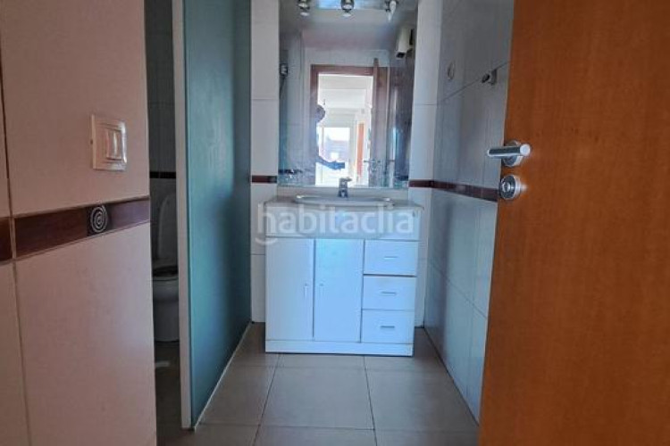 Piso  y parquing en Plaça Catalunya - Escola Industrial Terrassa