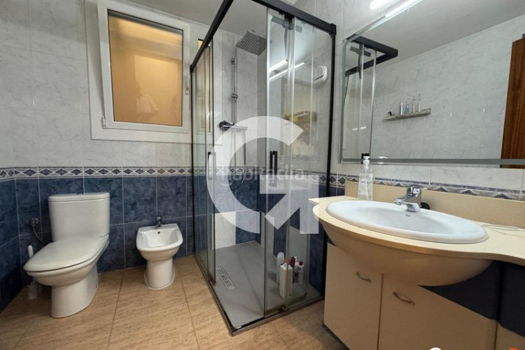 Piso magnífico piso con terraza en Sant Pere Nord Terrassa