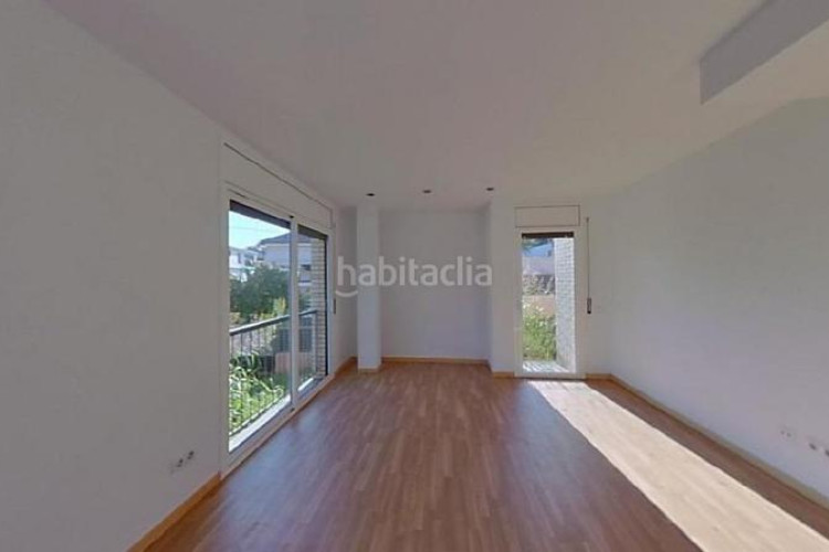 Casa ocupado amplia casa en Can Parellada en Can Parellada Terrassa