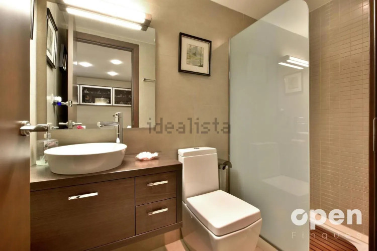 Chalet adosado en calle de la Poetessa Caparà