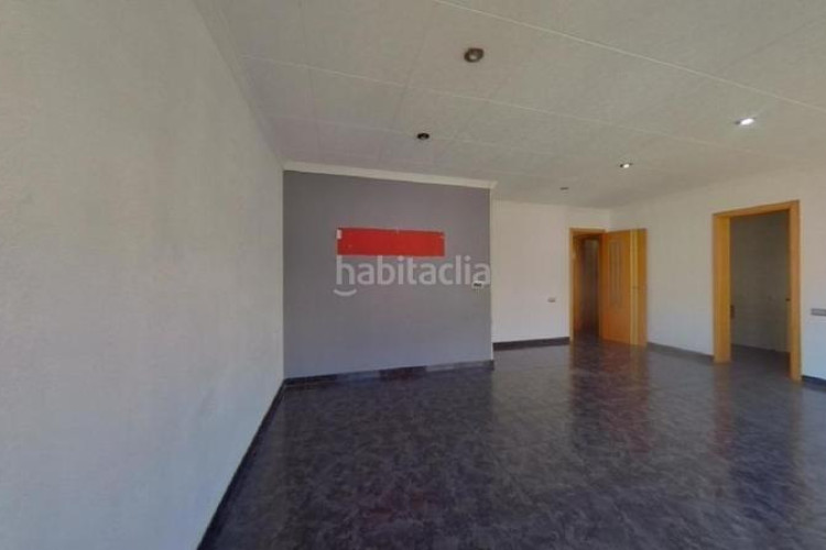 Piso  okupado de 2 habitaciones ca nanglada en Terrassa