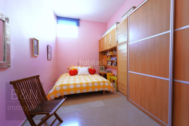 Dúplex espectacular terraza, garaje privado capacidad para 4 coches, vivienda amplia y luminosa! en Terrassa