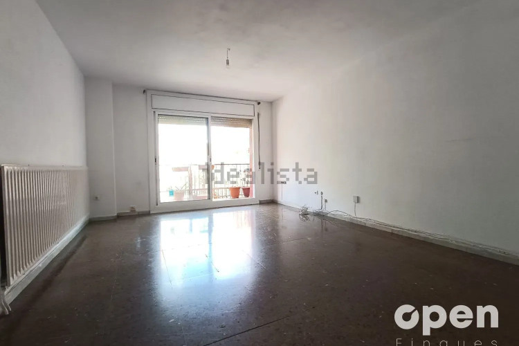 Piso en avenida de Josep Tarradellas