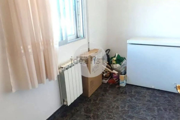 Casa independiente en calle del Camerun