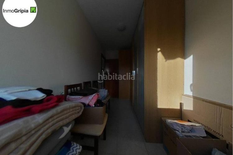 Casa adosada  en venta en les arenescan montllorla grípia08227 en Terrassa