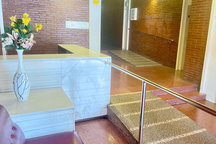 Carrer de Prat de la Riba, Vallparadu00EDs - Antic Poble de Sant Pere