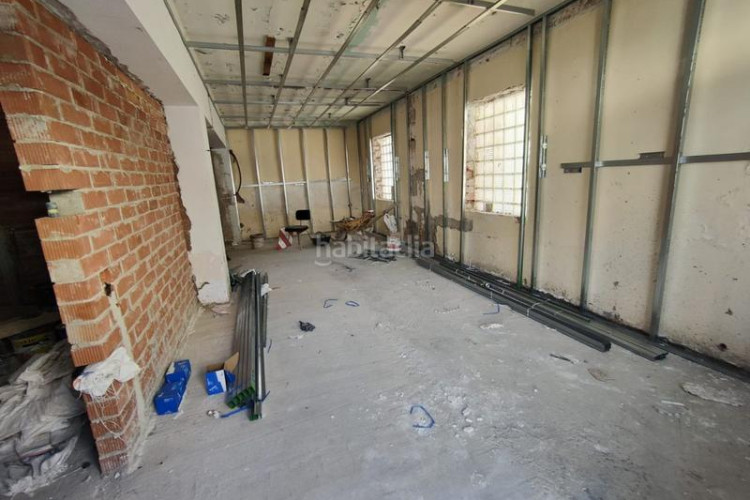 Casa adosada adosado en venta en centre, 3 dormitorios. en Terrassa