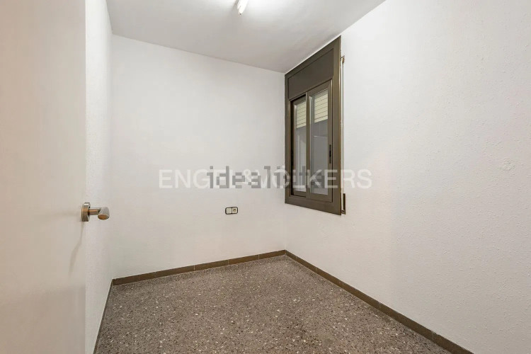 Piso en Barrio Escoles