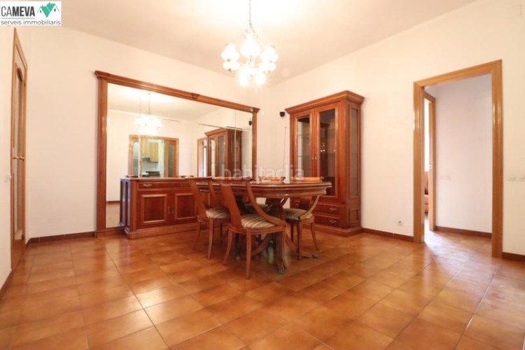 Piso 4 habitaciones y balcón en La Maurina Terrassa
