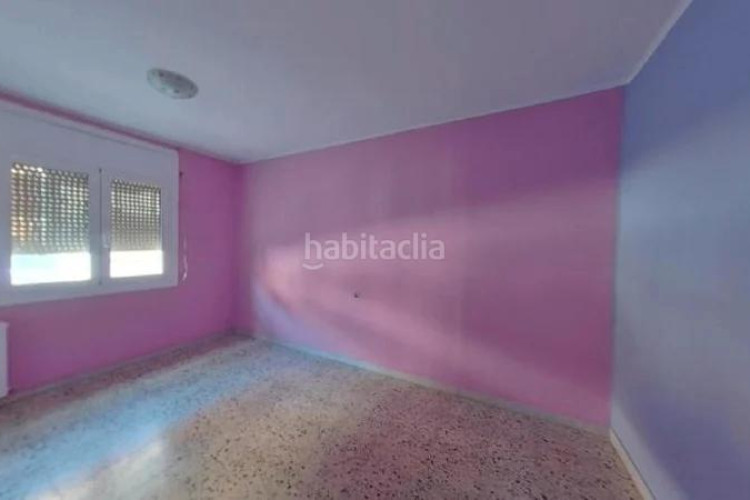 Piso (barcelona). "okupado" (no se puede visitar ni hipotecar). en Terrassa