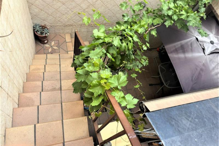 Piso planta baja con varias terrazas en Zona Esportiva Terrassa