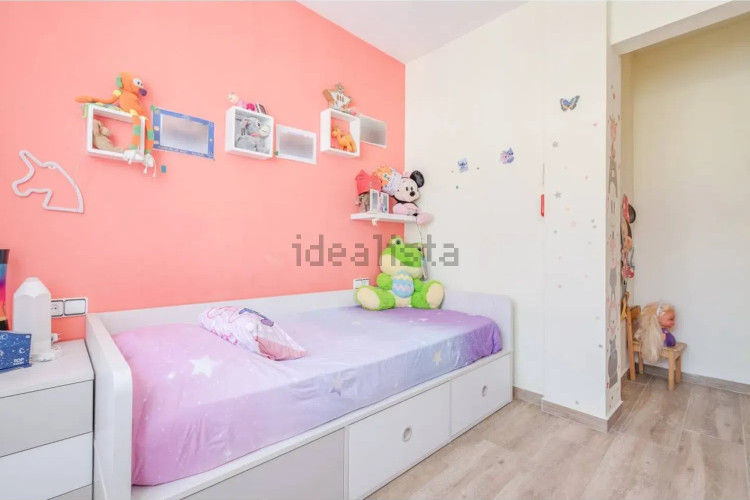 Piso en Barrio Escoles