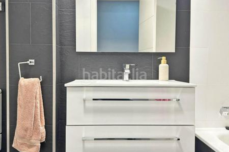 Piso  en venta en la grípia en Les Arenes - La Grípia - Can Montllor Terrassa