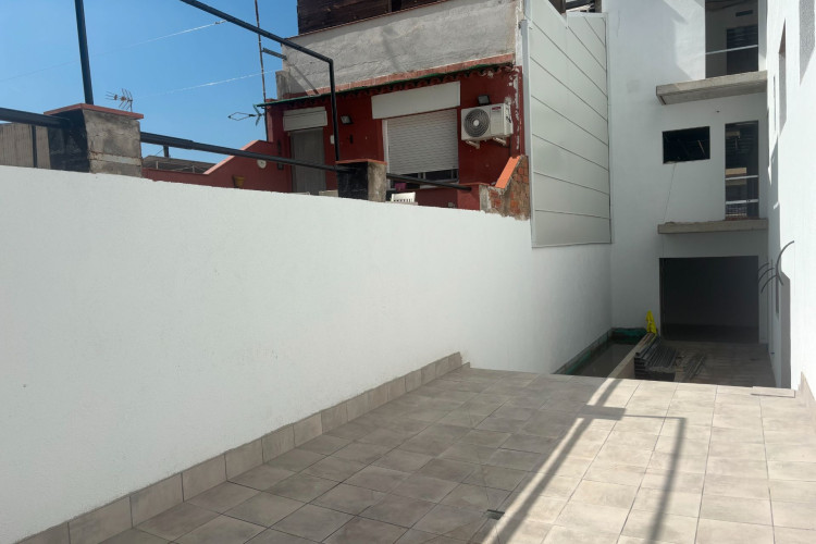 Carrer de Linnu00E9, La Cogullada