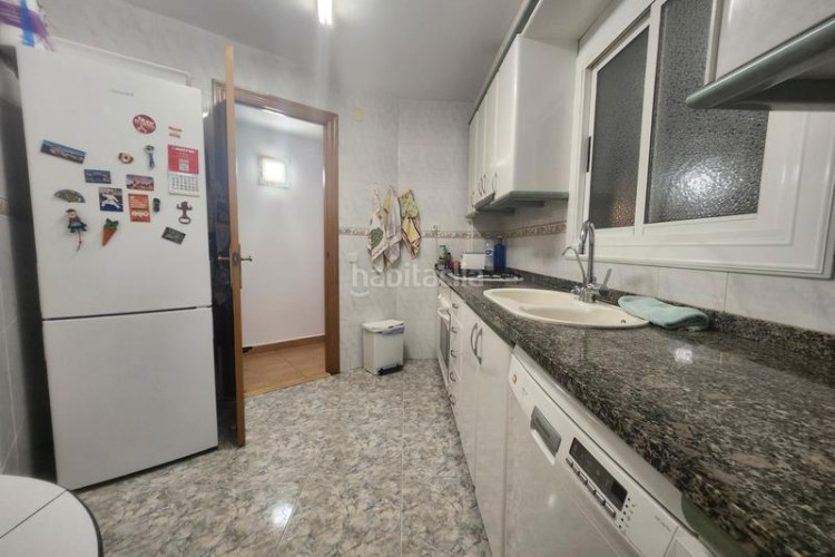 Piso amplio piso de 4 dormitorios en Torrent d'en Pere Parres Terrassa