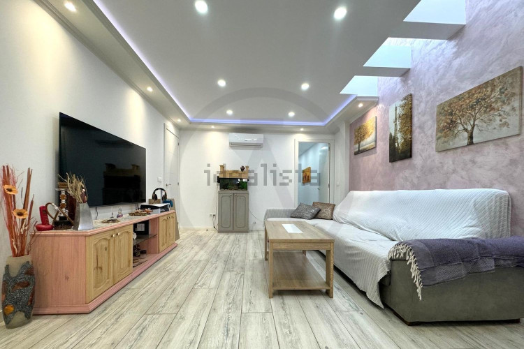 Casa o chalet independiente en venta en calle de Girona