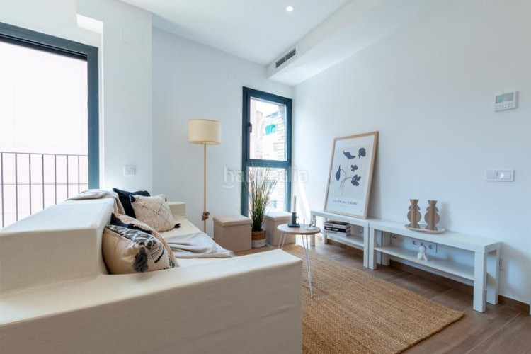 Dúplex  de obra nueva en la calle catalunya, sant pere. 3 habitaciones y terraza 30m. en Terrassa