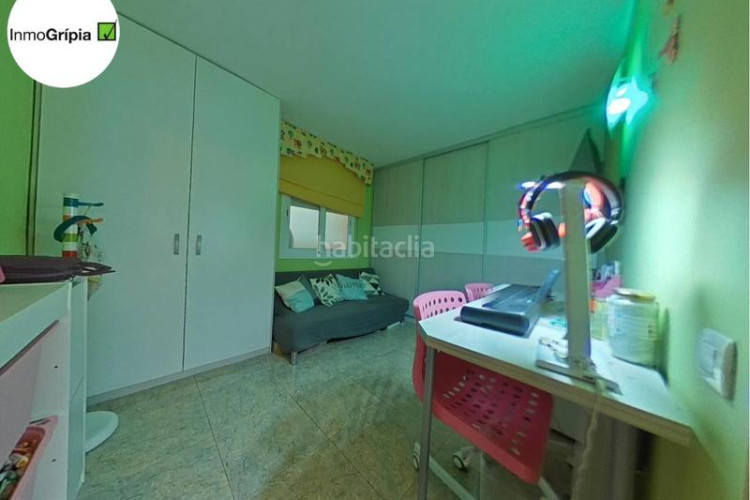 Piso  en venta en les arenescan montllorla grípia08227 en Terrassa