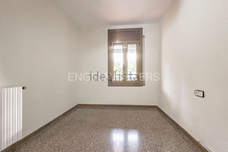 Piso en Barrio Escoles