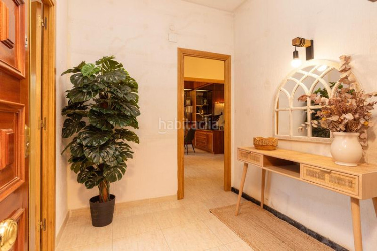 Planta baja en calle de galileu 341 jardí privat amb espai verd únic i amb pàrquing en Terrassa