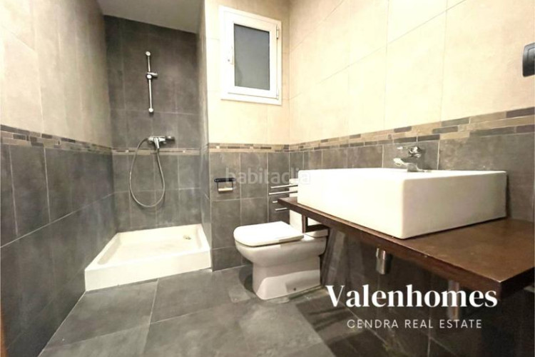 Piso precioso y amplio piso en calle topete. en Barri del Centre Terrassa