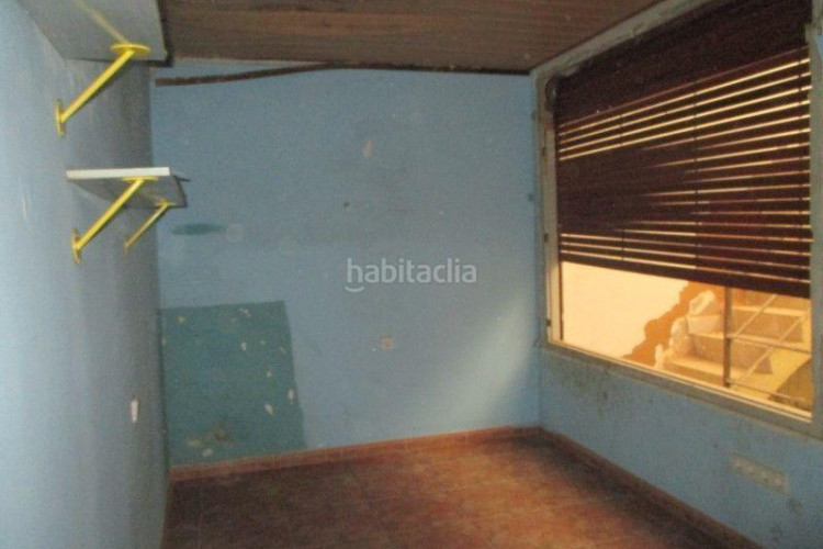 Piso dúplex con gran potencial para reformar en el corazón ! en Terrassa