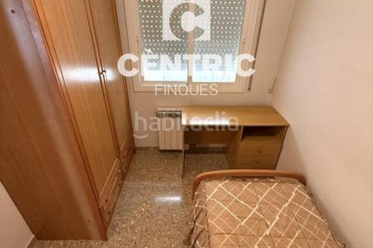 Dúplex ático dúplex en venta con 4 habitaciones estudio en Terrassa