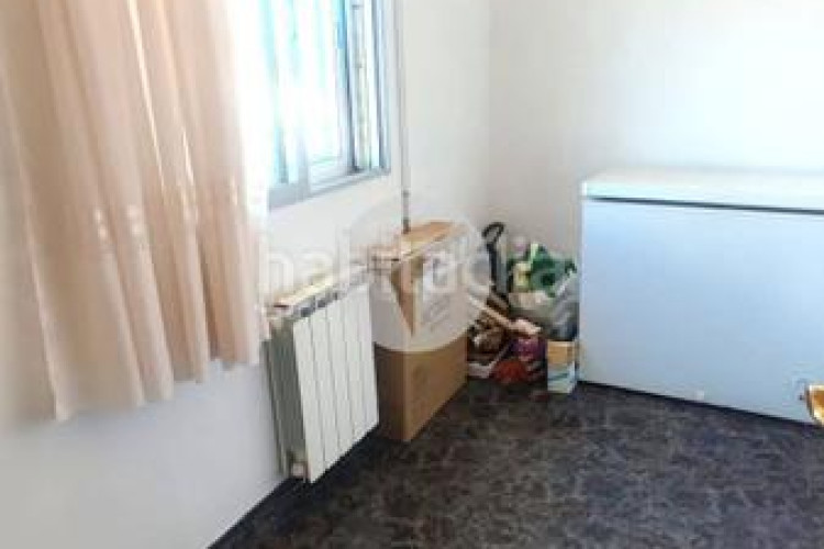 Casa encantadora casa independiente en Can Parellada, perfecta para dos familias en Terrassa