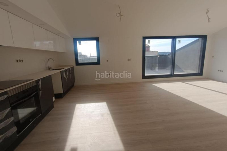 Dúplex en transversal 181 obra nova acabada dalta qualitat i eficiència a en Terrassa