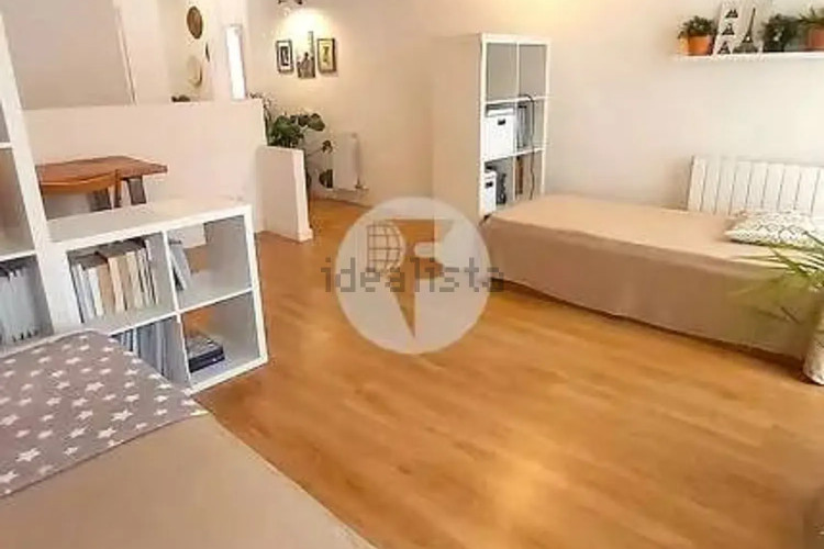 Chalet adosado en calle de Sant Llorenç