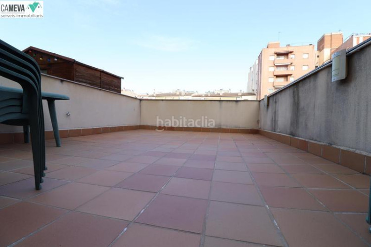 Piso precioso piso con terraza de 50m2 en Vallparadís - Antic Poble de Sant Pere Terrassa