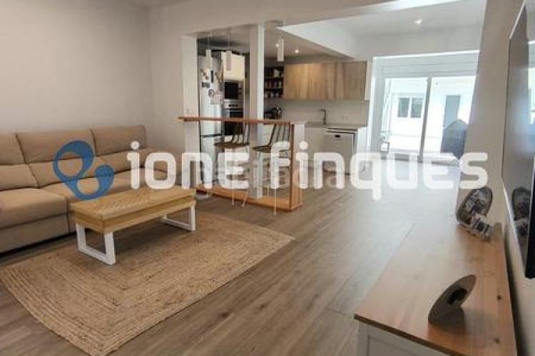 Casa adosada ione finques ofrece en Les Arenes - La Grípia - Can Montllor Terrassa