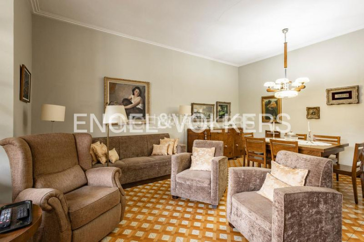 Apartamento vive en el corazón con historia, estilo y todo el confort actual en Terrassa