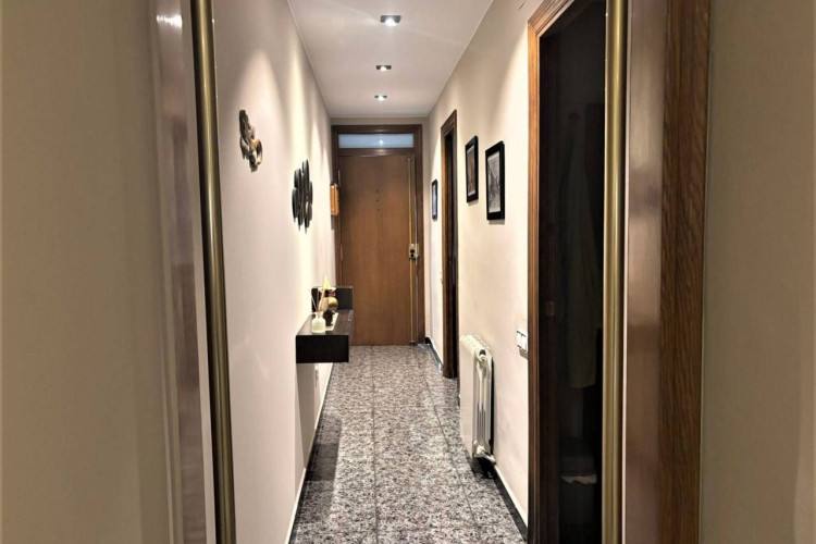 Carrer de lu00B4Emperadriu Eugu00E8nia, Zona Esportiva