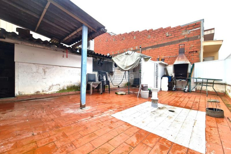 Piso con terraza y trastero en Les Arenes - La Grípia - Can Montllor Terrassa