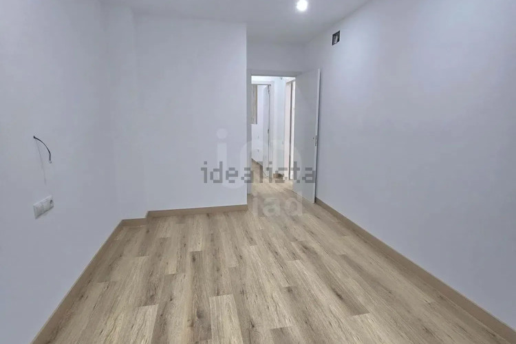 Piso en Barrio Escoles