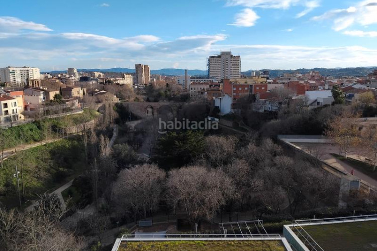 Dúplex junto esglèsies sant pere en Barri del Centre Terrassa