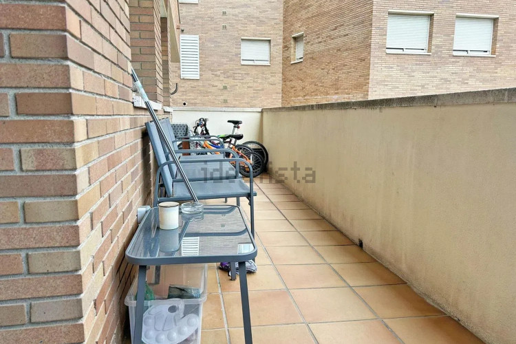 Piso en Barrio Les Arenes