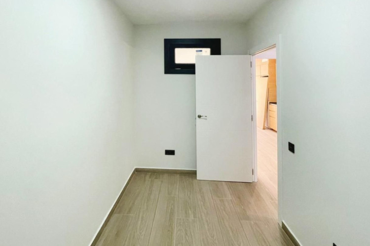 Carrer de l'Infant Martu00ED, Ca n'Aurell