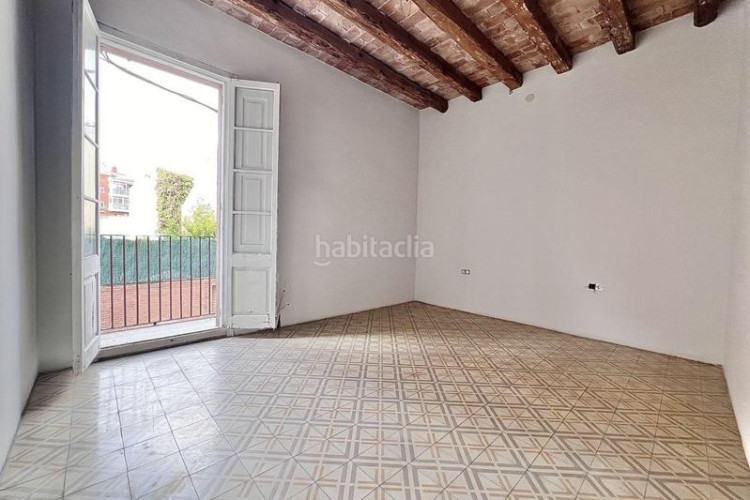 Casa junto a rambla de egara en Segle XX Terrassa