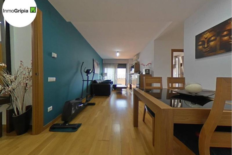 Piso  en venta en les arenescan montllorla grípia08227 en Terrassa