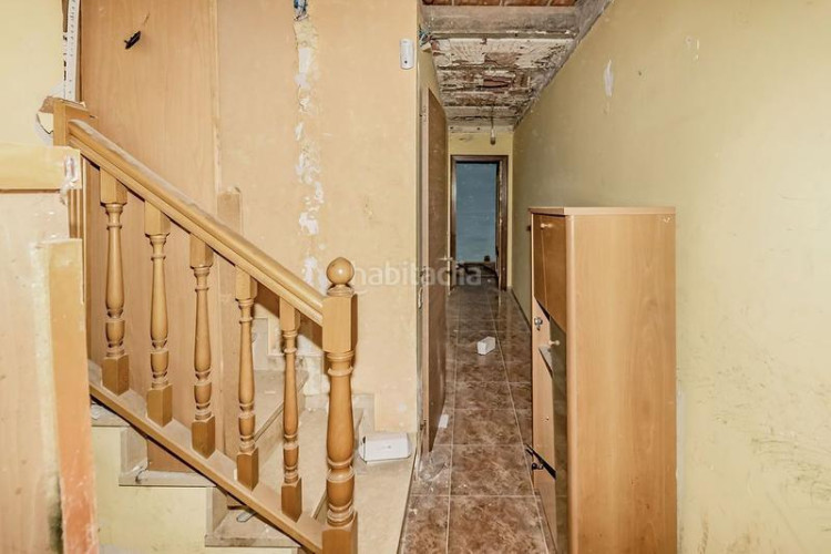 Piso dúplex con gran potencial para reformar en el corazón ! en Terrassa