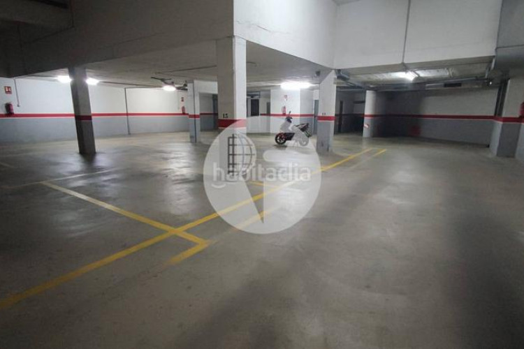 Dúplex impresionante dúplex en La Cogullada!, espacioso, luminoso y con todas las comodidades a 5 minutos del centro en Terrassa