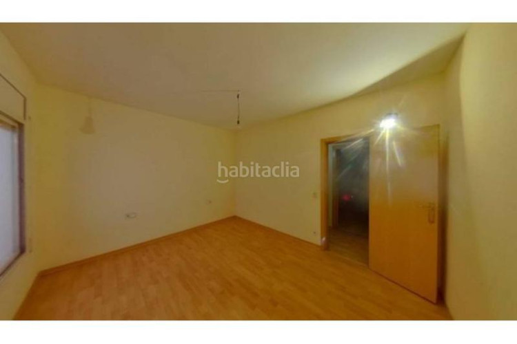 Piso  en venta en escola industrialplaça de catalunya en Terrassa