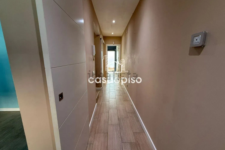 Chalet adosado en calle del Comte Borrell