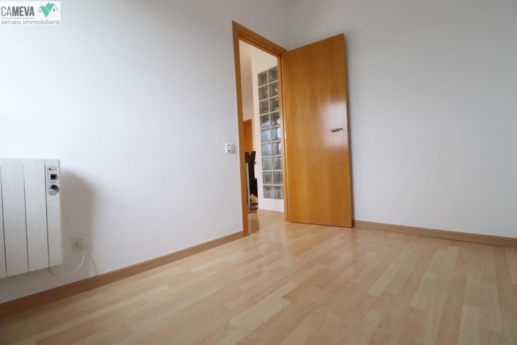 Vallparadu00EDs - Antic Poble de Sant Pere