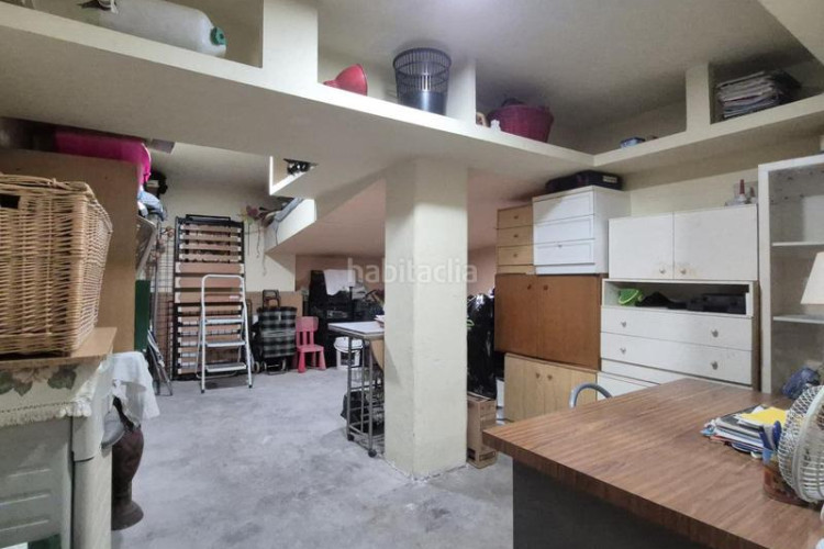 Piso pis de 4 hab amb parquing i espectacular de traster 25 m2 a la gripia en Terrassa