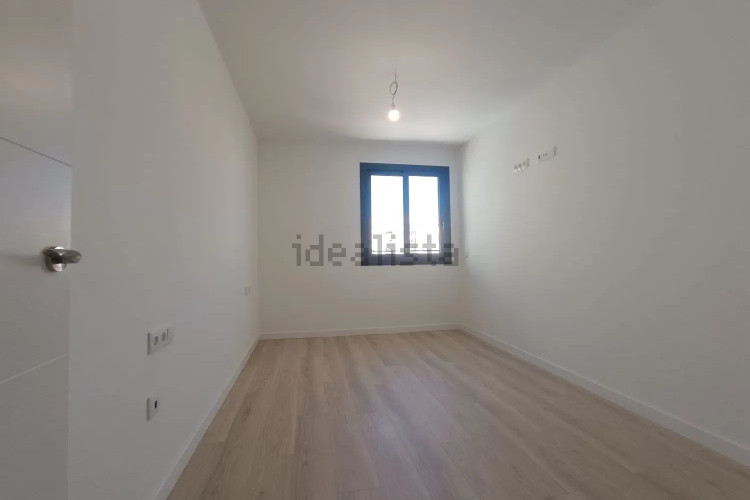 Dúplex en Carrer Transversal, 181